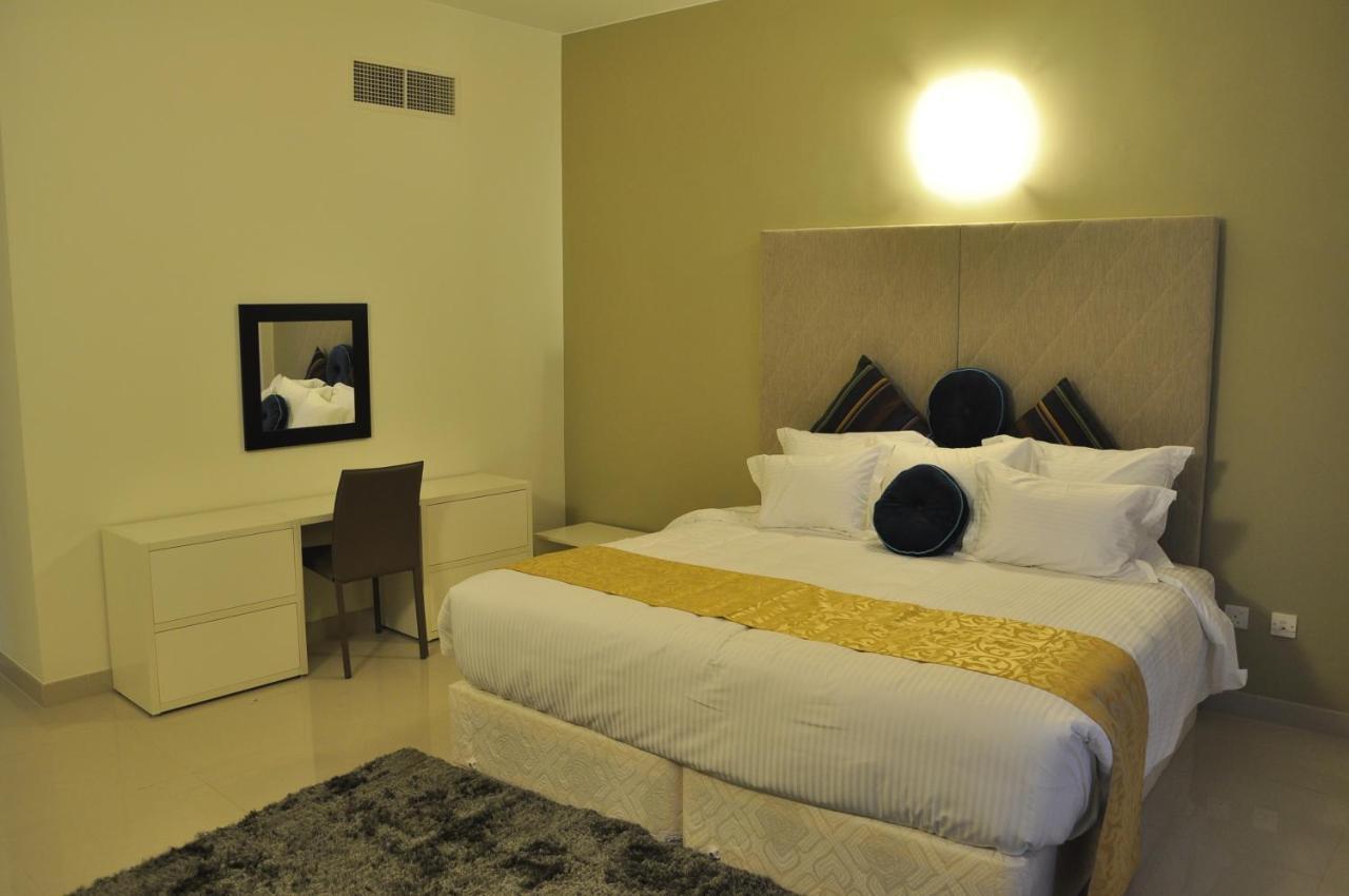 Gulf Suites Hotel Amwaj Manama Exterior photo