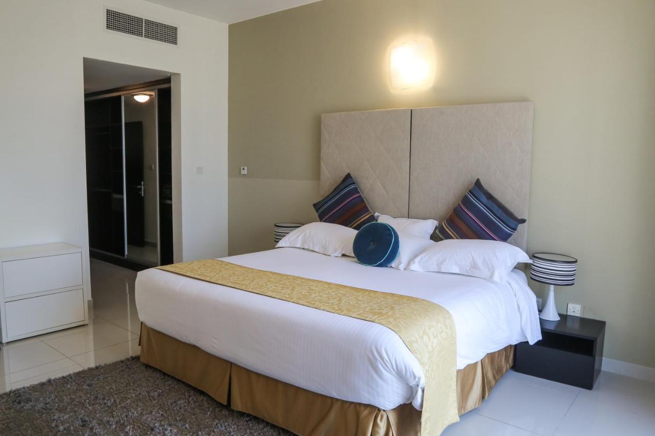 Gulf Suites Hotel Amwaj Manama Exterior photo